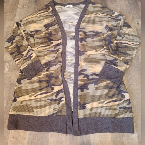 Cherish Tops - 3/40 CHERISH waffle cardigan size M/L